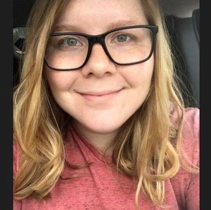 Meet your Posher, Alison